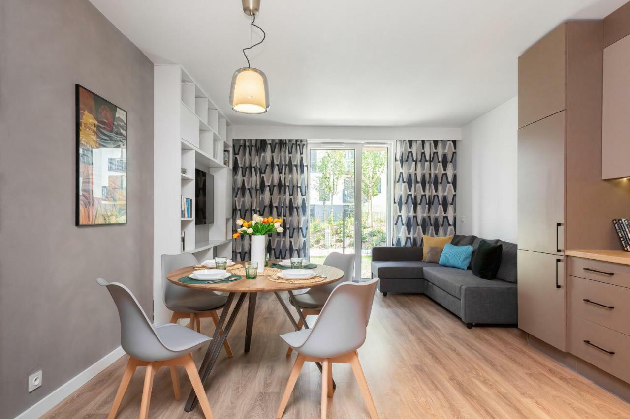 Fort Wola Apartments Warsaw By Noclegi Renters Eksteriør billede