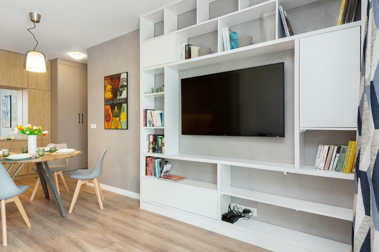 Fort Wola Apartments Warsaw By Noclegi Renters Eksteriør billede
